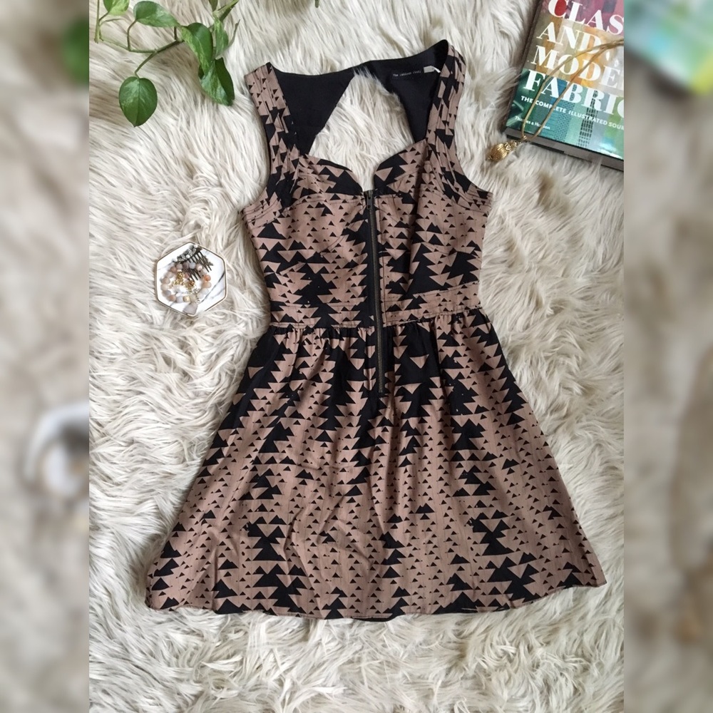 NWOT The Addison Story Geometric Silk Dress